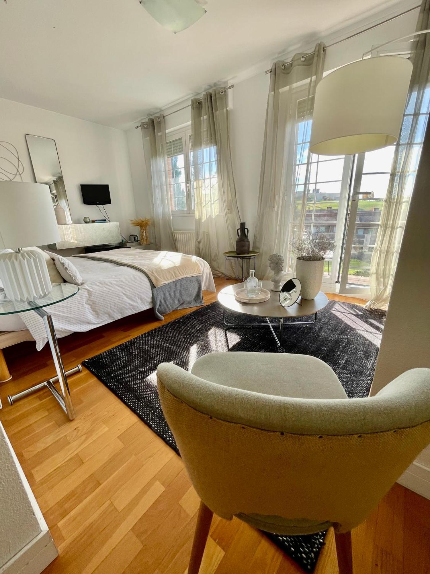 Gorraiz Estilosa Casa Golf Suites מראה חיצוני תמונה